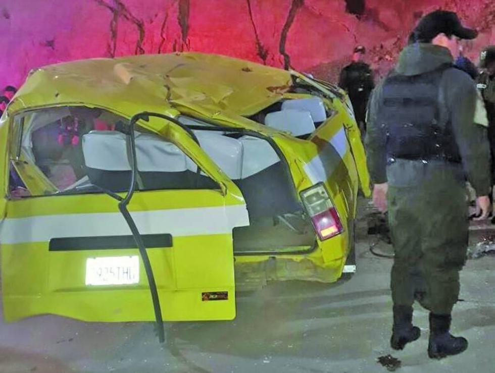 Siete heridos es el resultado de un accidente de minibús