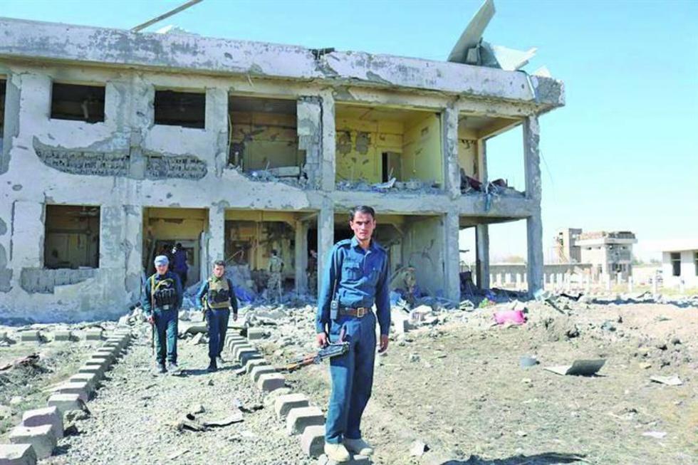 Ataques talibanes en Afganistán dejan 74 muertos y 168 heridos