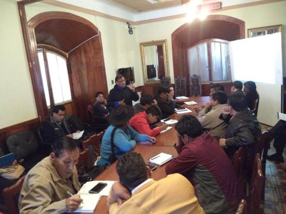 Gestionan la entrega de equipamiento hospitalario