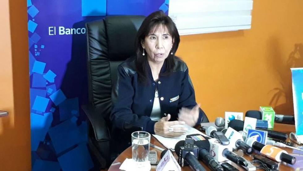 Cae la gerente del Banco Unión y Evo anuncia más destituciones