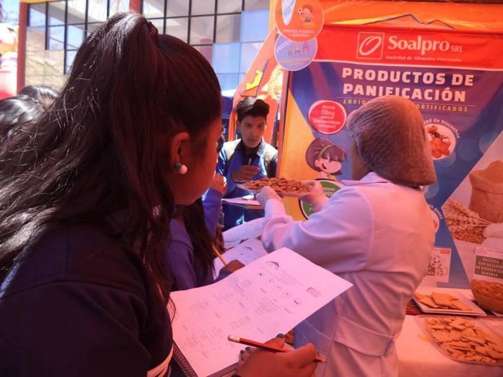 Elaboran las bases para el desayuno de los alumnos
