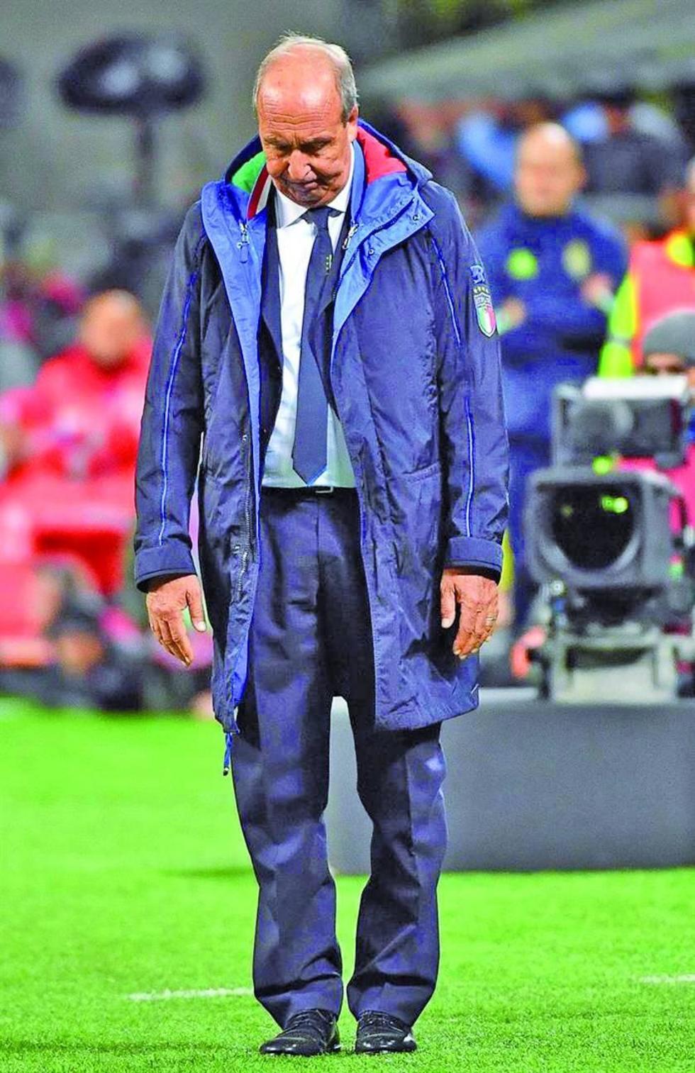 Italia despide a su técnico tras eliminación