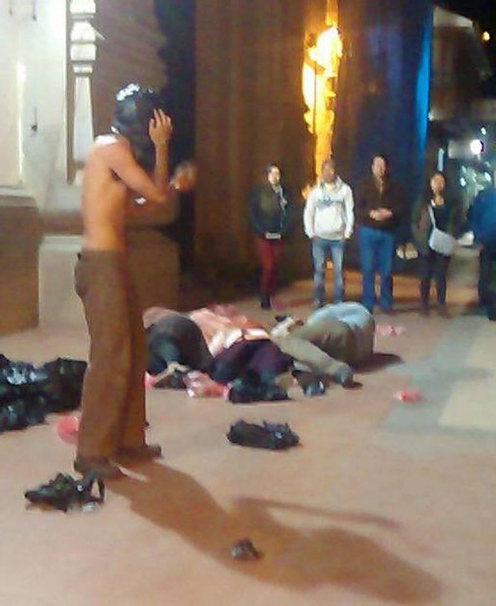 Reclaman cierre del teatro Omiste a una presentación