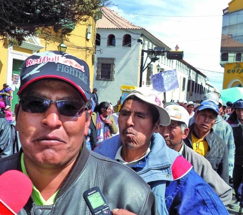 Vecinos de Alto Potosí marchan por planimetría