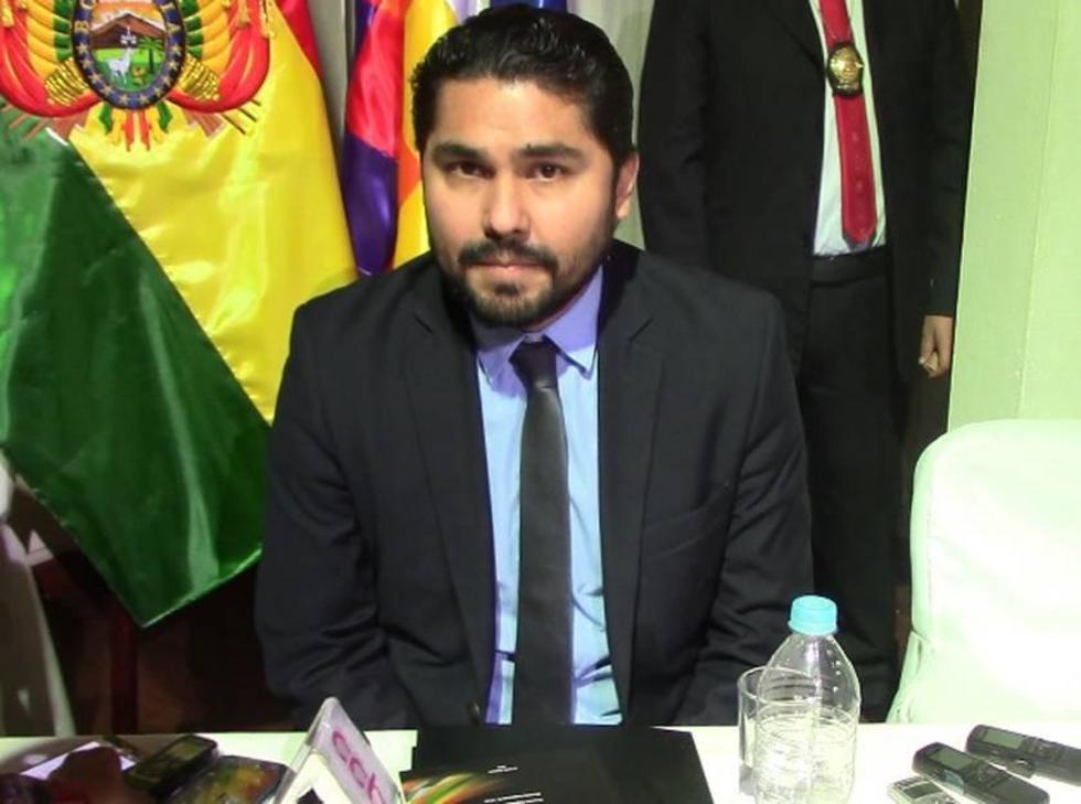 Procuraduría pedirá a la Fiscalía ampliar indagación por desfalco