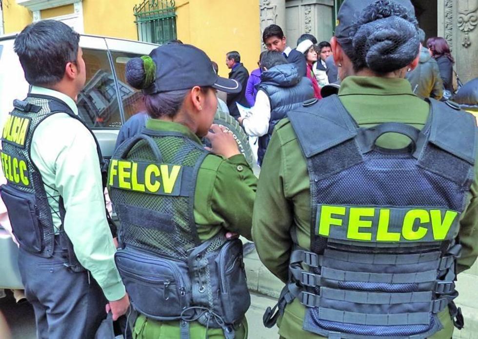 Arrestan a un hombre por castigar a su concubina