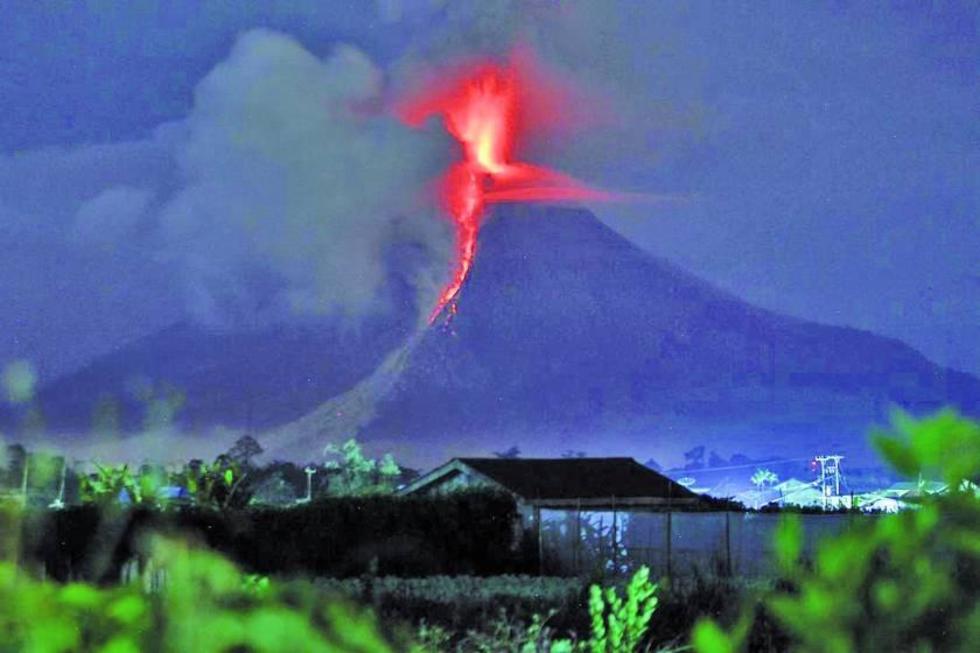 Indonesia eleva al máximo alerta por la erupción del volcán Agung