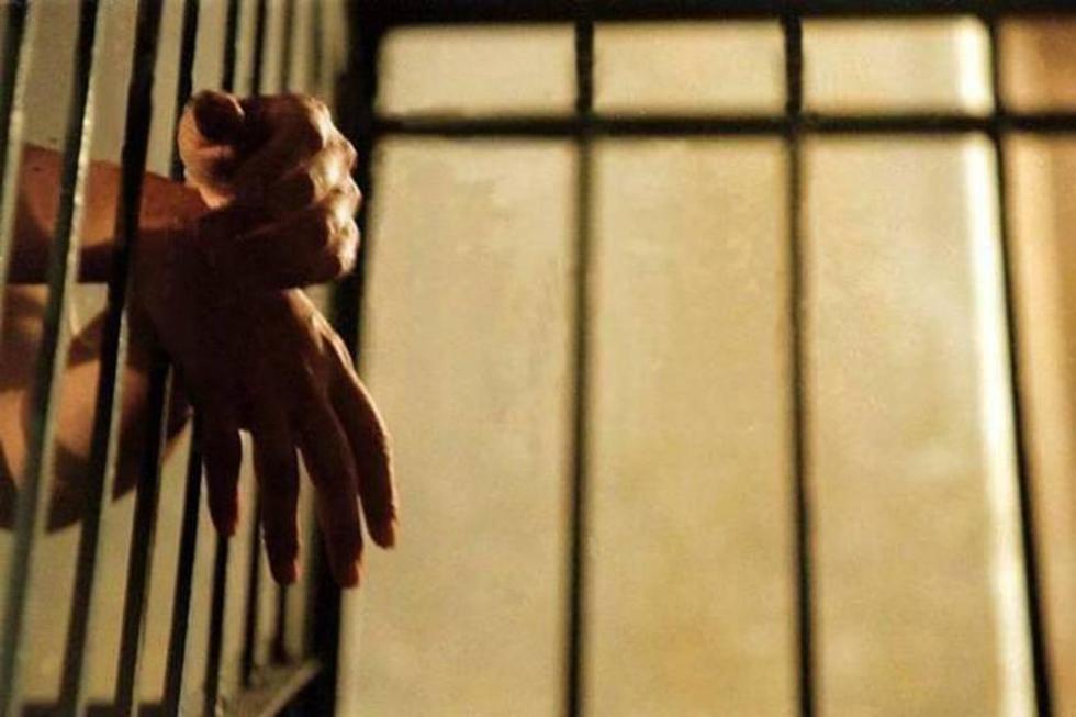 Hombre va a la cárcel por asesinar a un travesti  