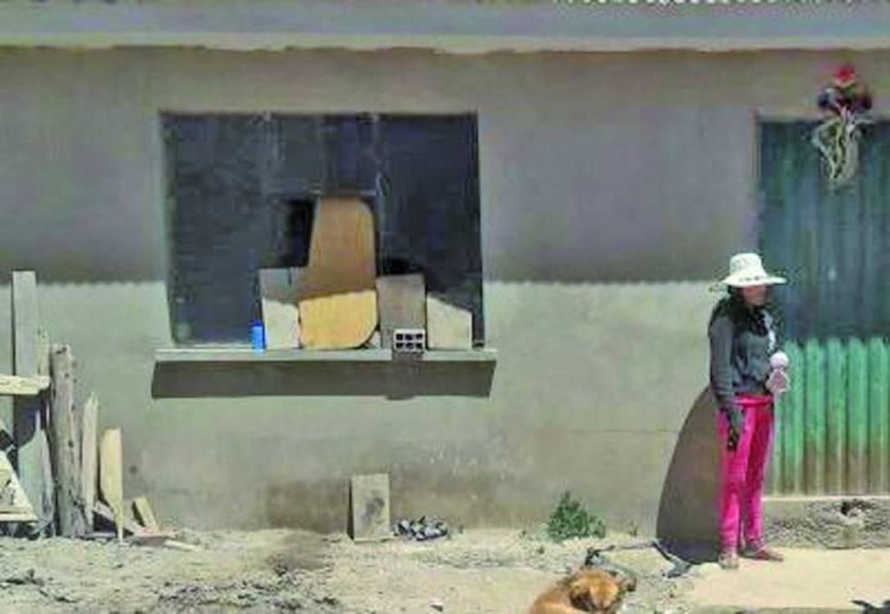 Madre abandona a su hijo  ocho días sin alimentación