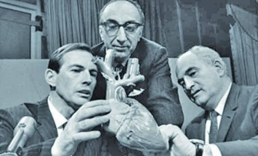 Conmemoran 50 años del primer trasplante de corazón