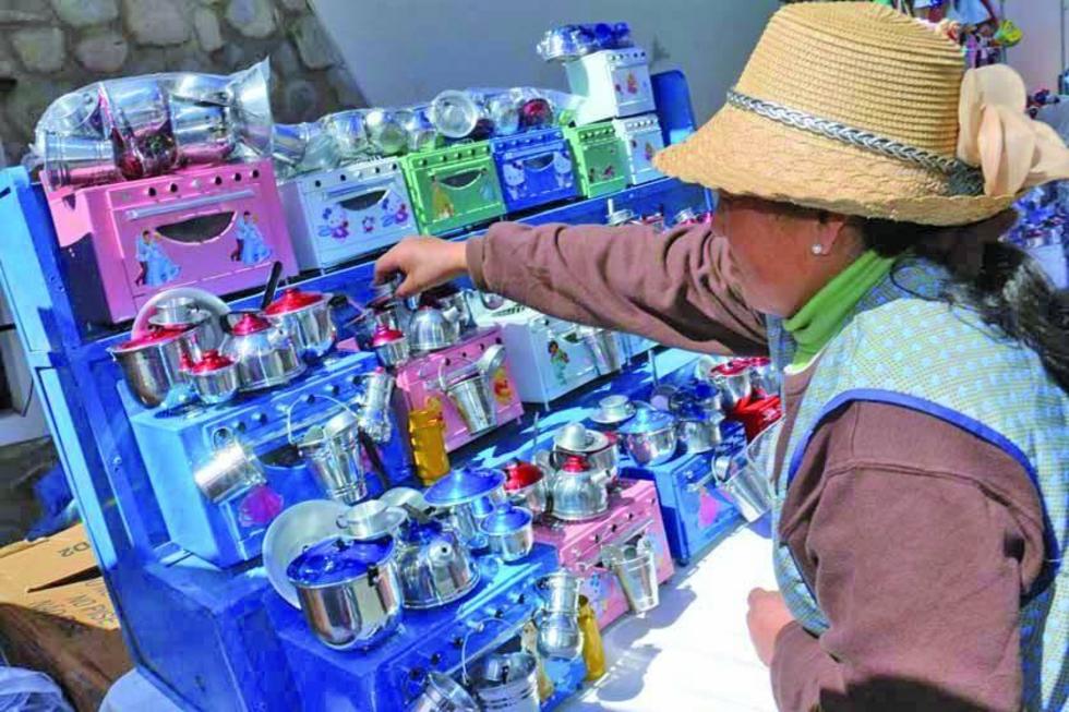 Declaran patrimonio a la Feria de Alasita