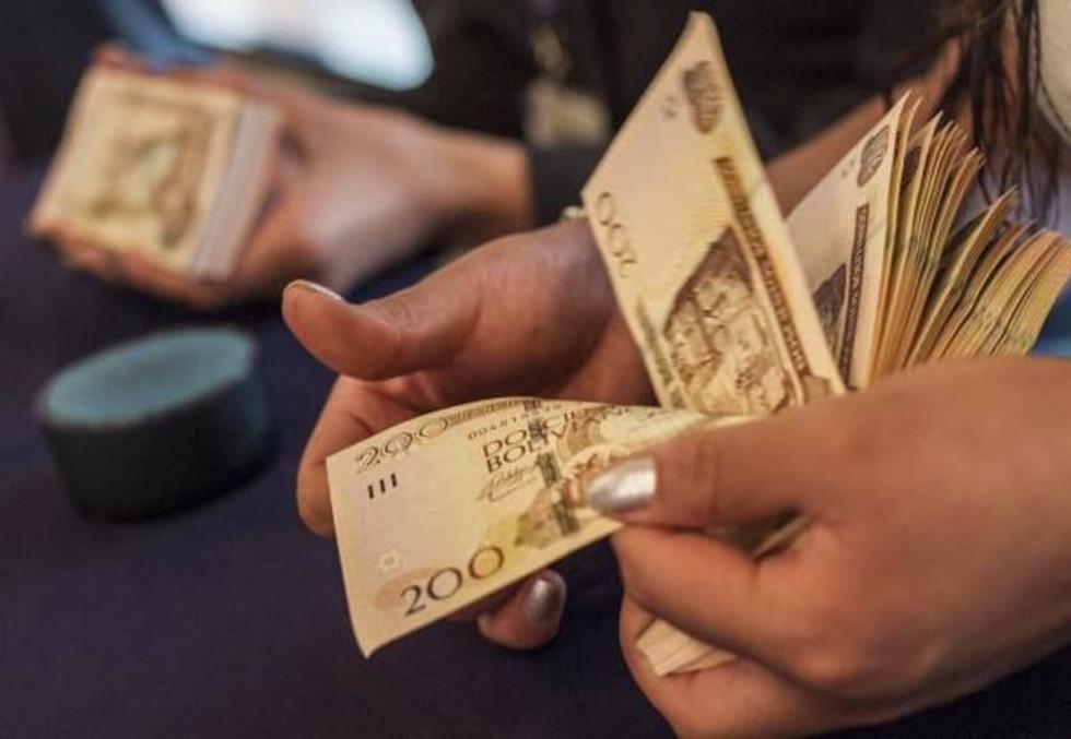 El TGN inicia el pago del aguinaldo a funcionarios