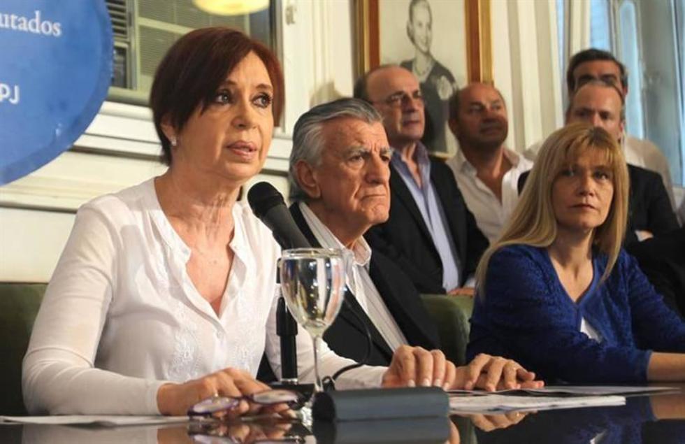Piden el desafuero de Cristina Fernández para llevarle a juicio