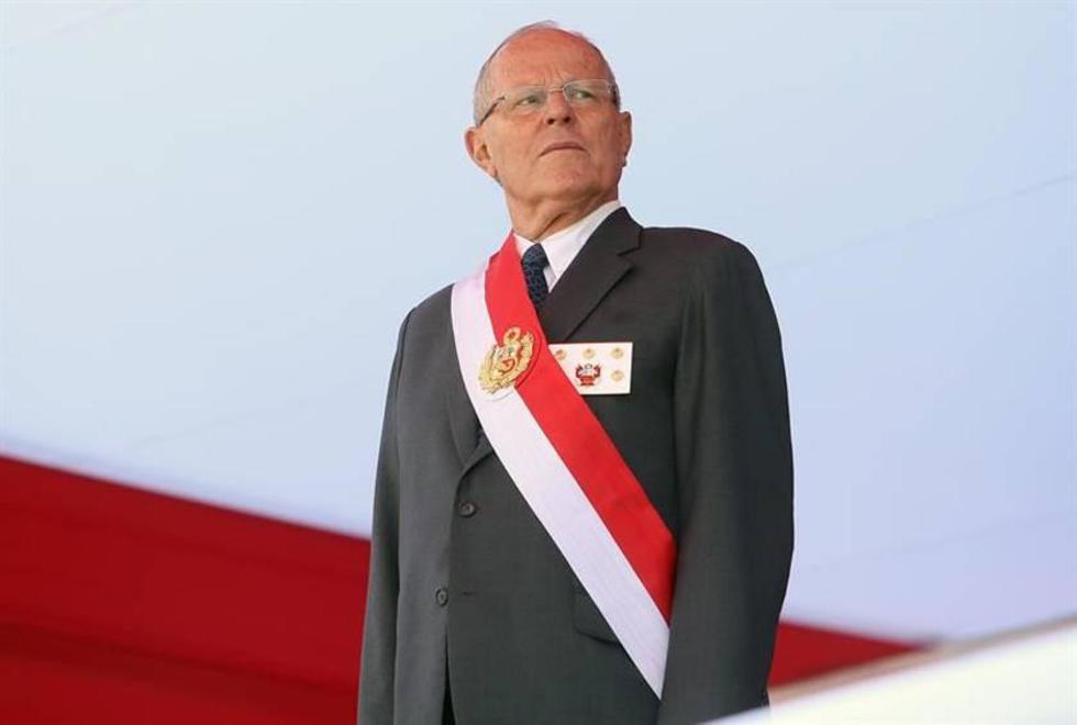 La popularidad de Kuczynski baja al 18 % por supuesta corrupción 