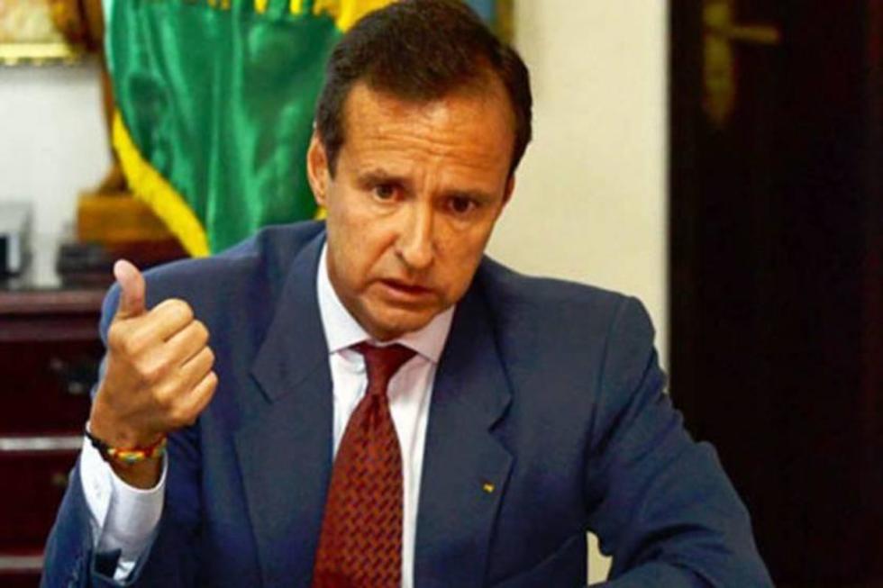 Expresidente solicita la libertad plena de "presos políticos" venezolanos
