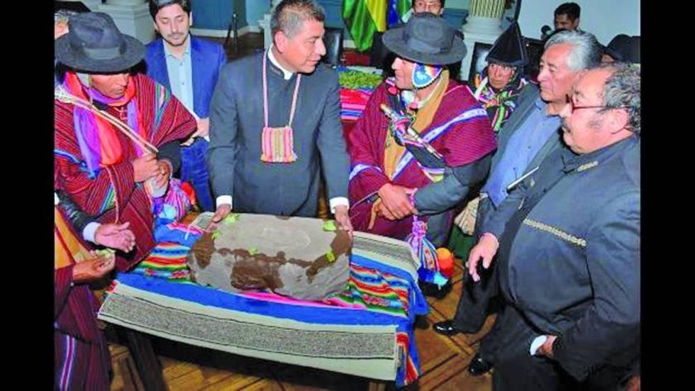 Vuelve a Bolivia la huella más antigua