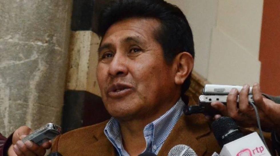 Quipus deja la producción de celulares por oferta asiática
