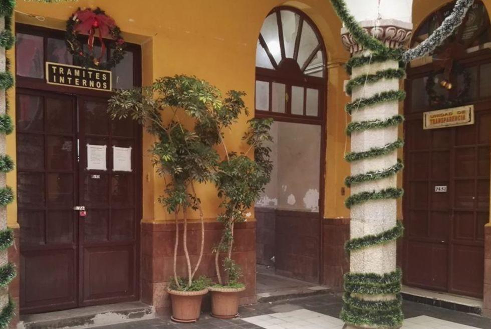 Alcaldía mantuvo oficinas  cerradas ayer en día hábil