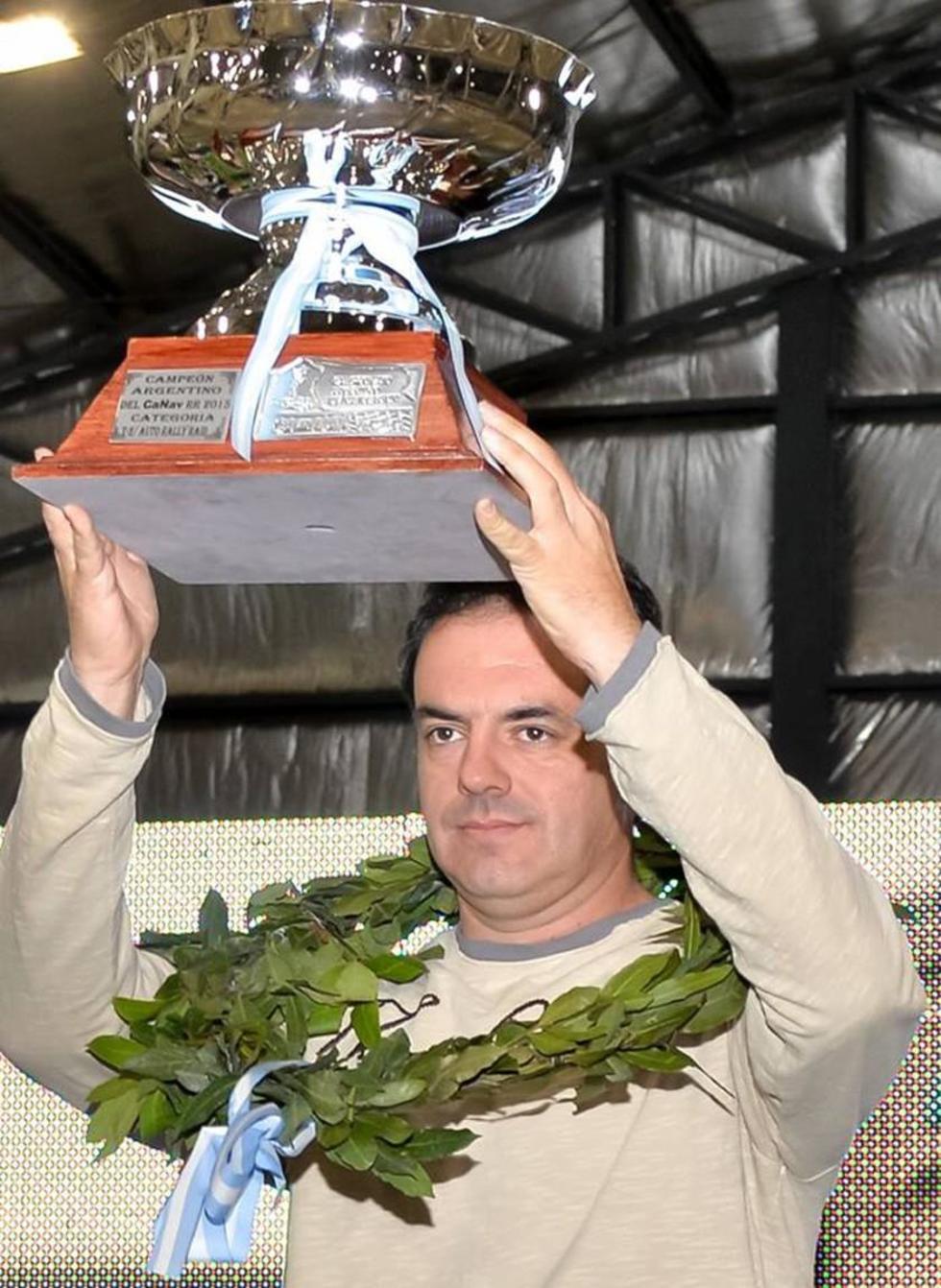 Piloto chuquisaqueño Luciano Pérez  y su navegante parten rumbo a Lima
