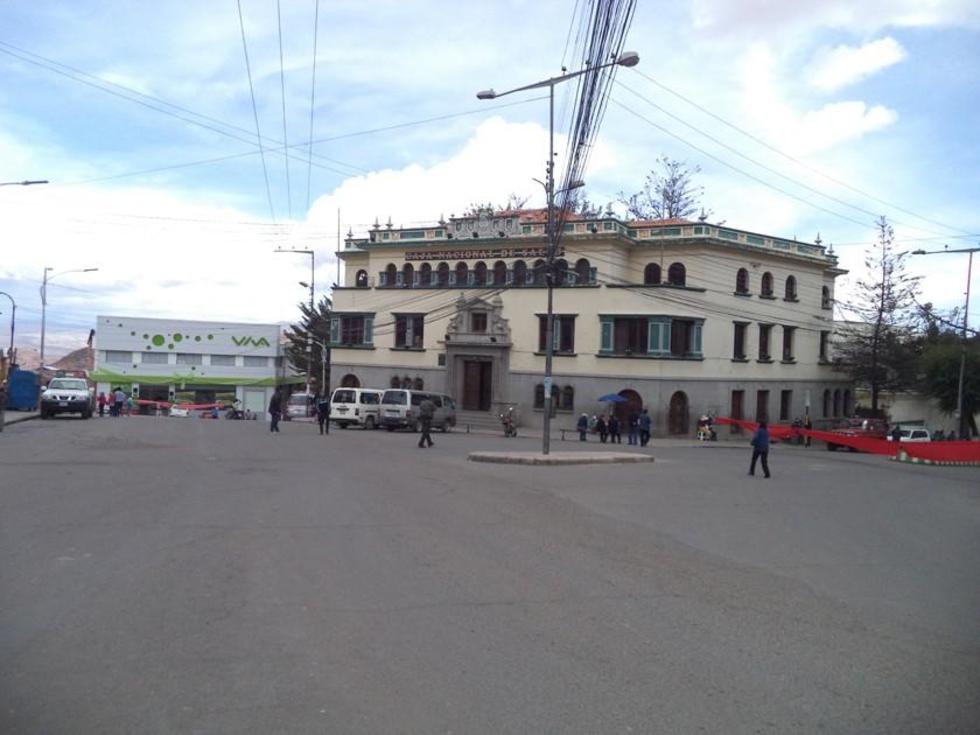 Trabajadores de CNS cumplen un paro de labores 24 horas