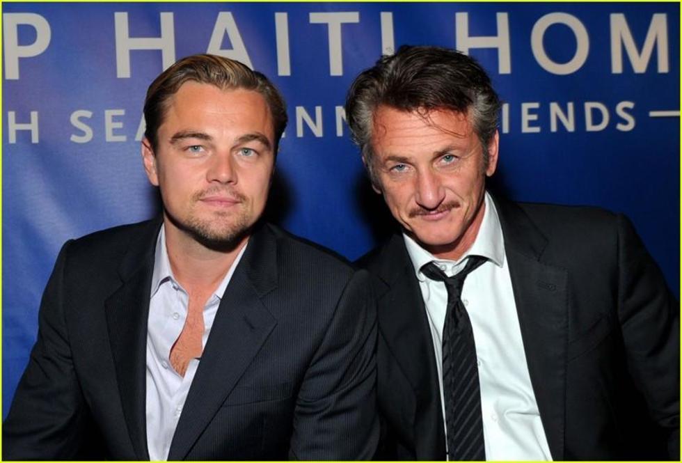 Penn y DiCaprio reciben los elogios en una gala benéfica