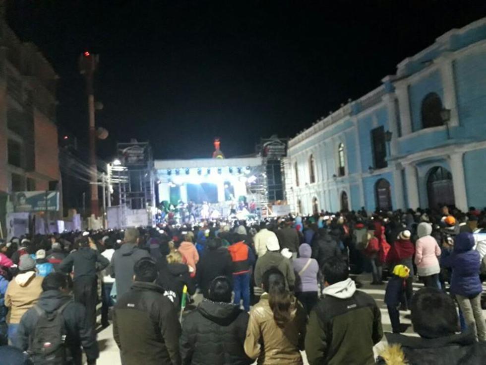 Festival da la bienvenida a los visitantes 