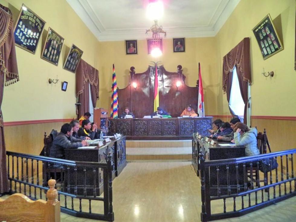 Concejo Municipal busca elegir a su directiva en sesión preparatoria
