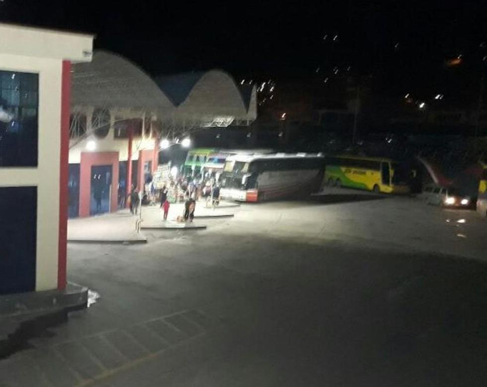 Buses salieron normal anoche a varios distritos de Bolivia