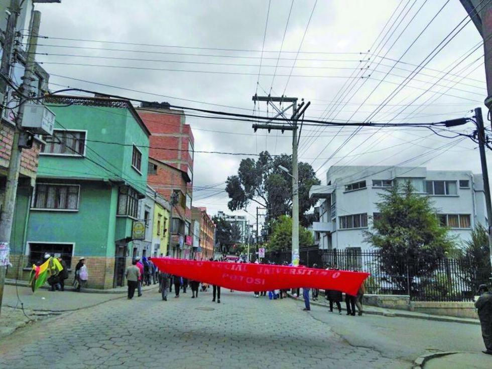 Trabajadores bloquearán las calles de la ciudad de Potosí
