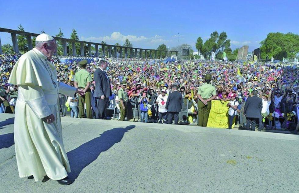 El Papa pide reconocimiento de  mapuches en su visita en Chile