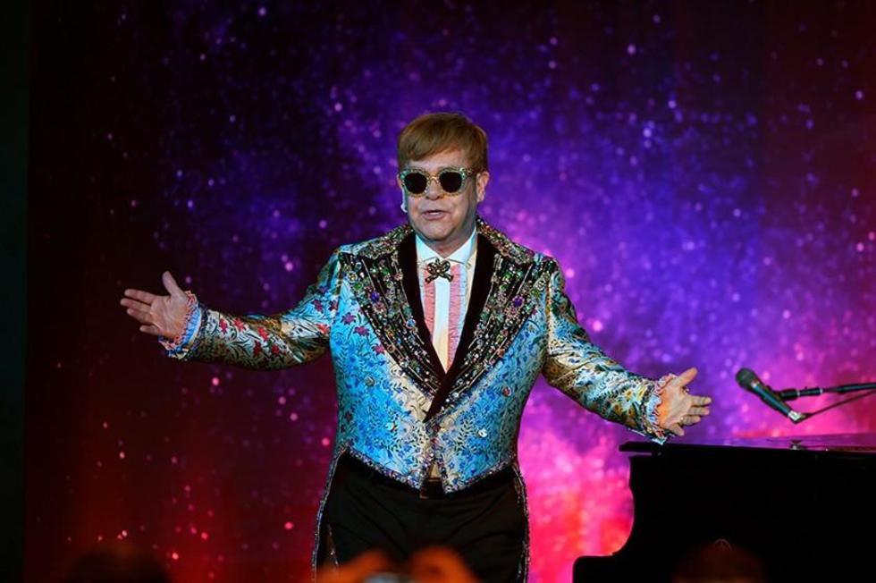 Elton John  anuncia su  última gira  mundial