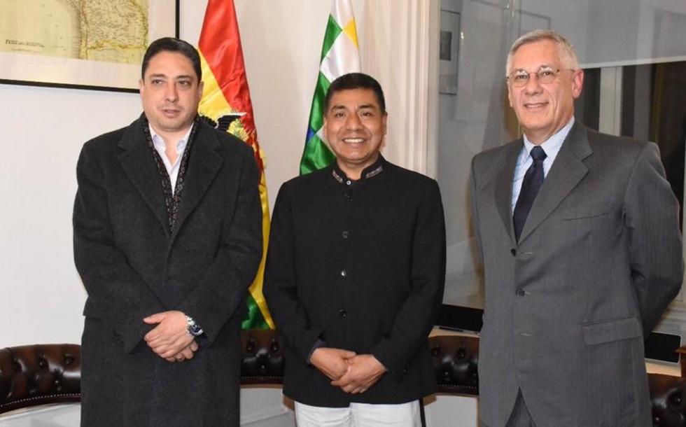 Bolivia: equipo jurídico se reunirá en La Haya por el tema marítimo