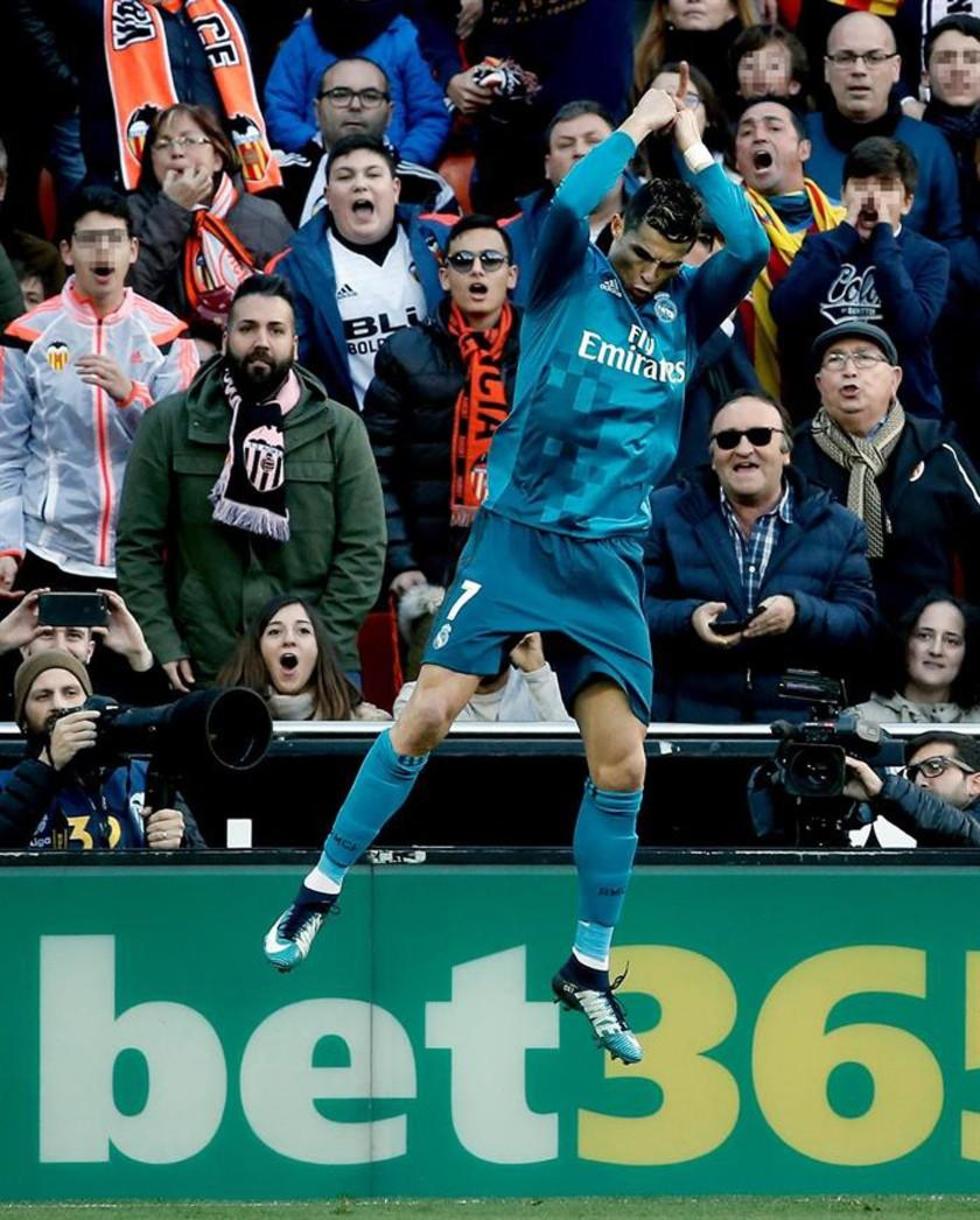 Real Madrid alivia su crisis con una goleada