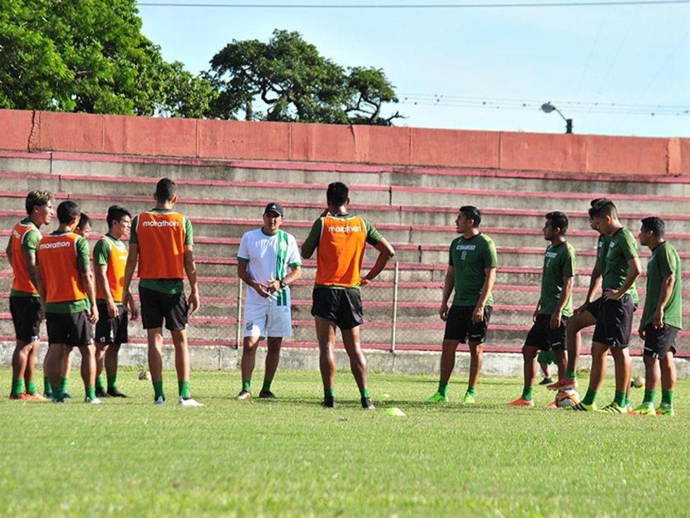 Destroyers reta a Oriente en su regreso al profesionalismo