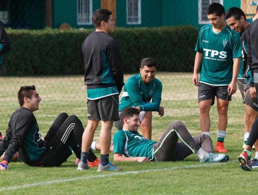Wanderers se mide a Melgar en el “Elías Figueroa"