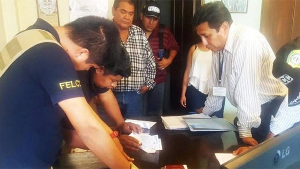 Ofrecían cargos en notarias por dinero