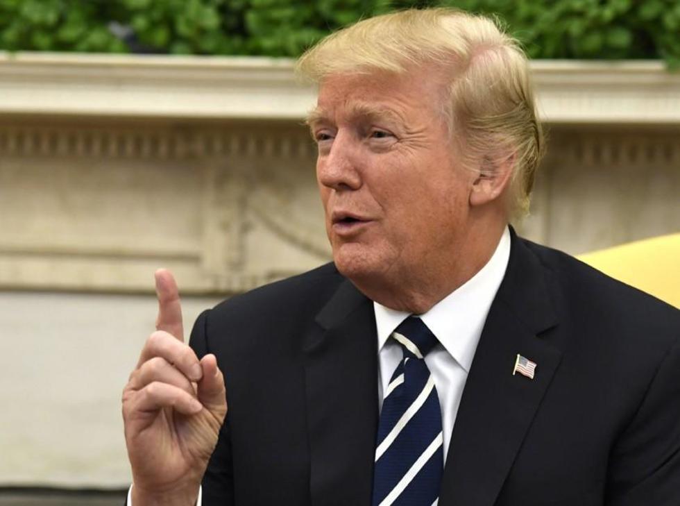 Trump amenaza con informar sobre supuestos abusos del FBI