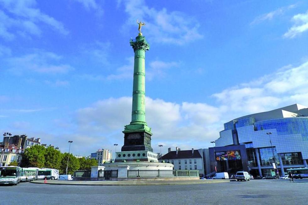 Reabren el castillo Voltaire y la columna de la Bastilla