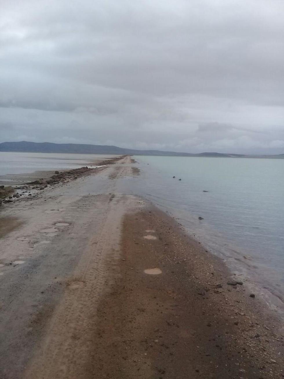 Carreteras en el sudoeste potosino quedan bajo el agua