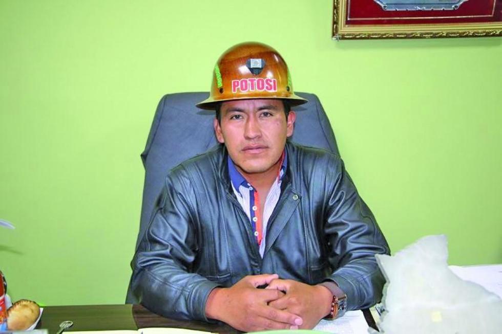 Mineros denuncian la toma de yacimientos en Jayaquila