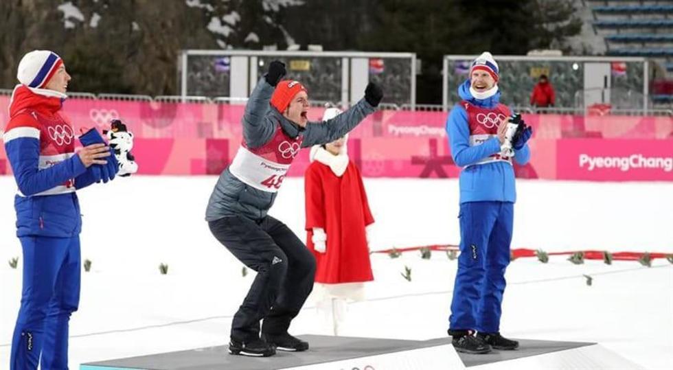 Wellinger es el nuevo campeón olímpico de trampolín corto