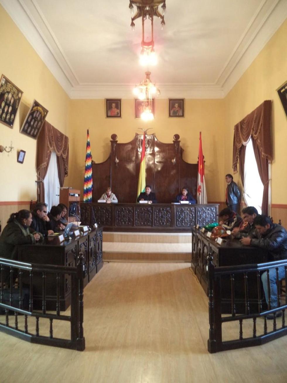 Piden informe de incidente con vehículo del Concejo