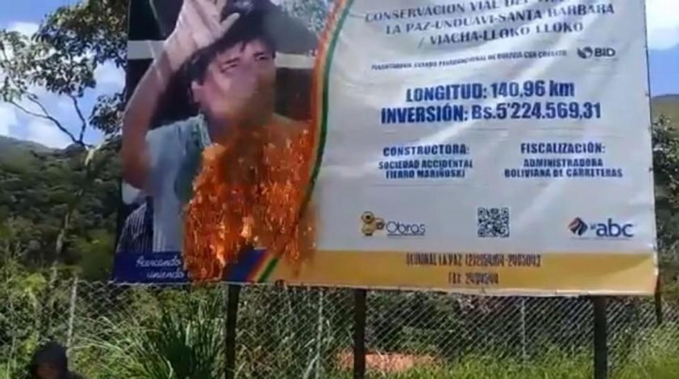 La Paz: queman una imagen del presidente Evo Morales