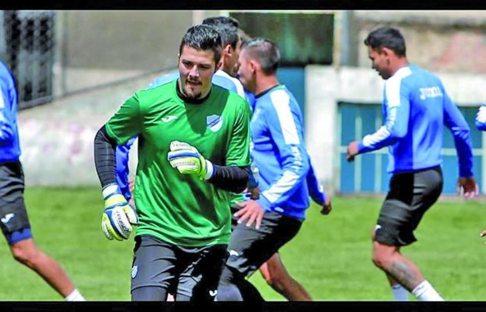 Wichnovski está listo para el debut en Bolívar