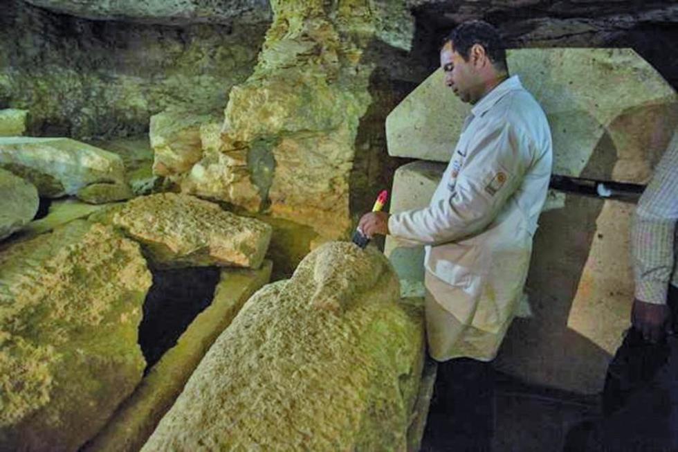 Descubren cementerio de sacerdotes del siglo IV
