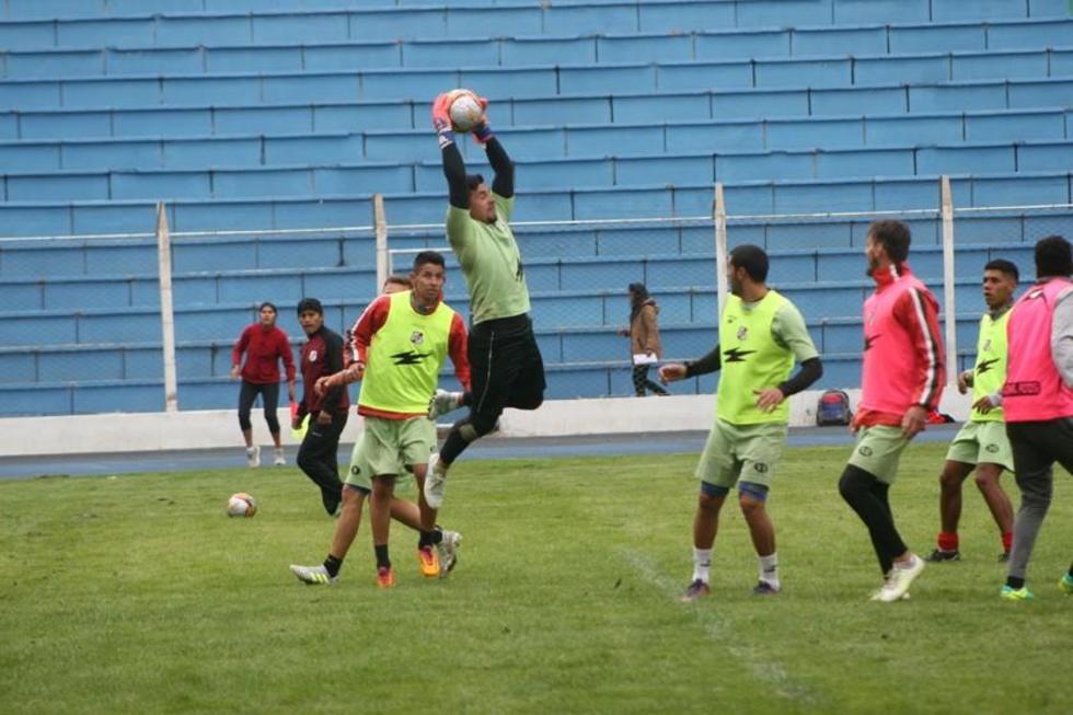 Nacional centra su atención en el duelo con Blooming 