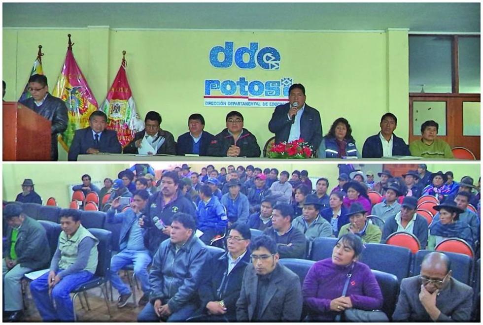 Consolidan transferencia de 44 escuelas a la distrital de Potosí