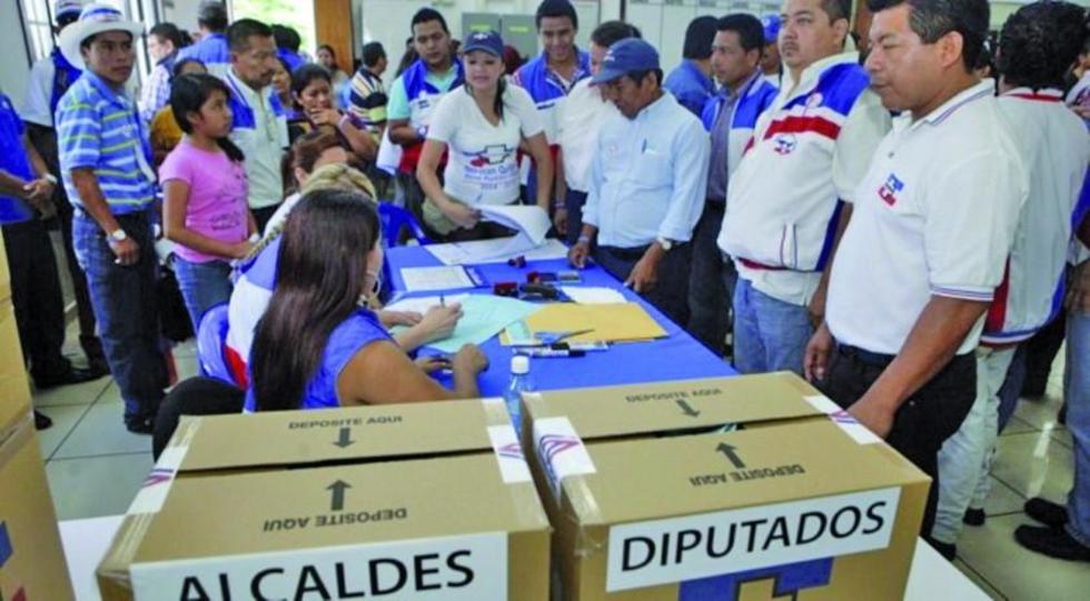 El voto nulo cobra fuerza en el conteo electoral de El Salvador