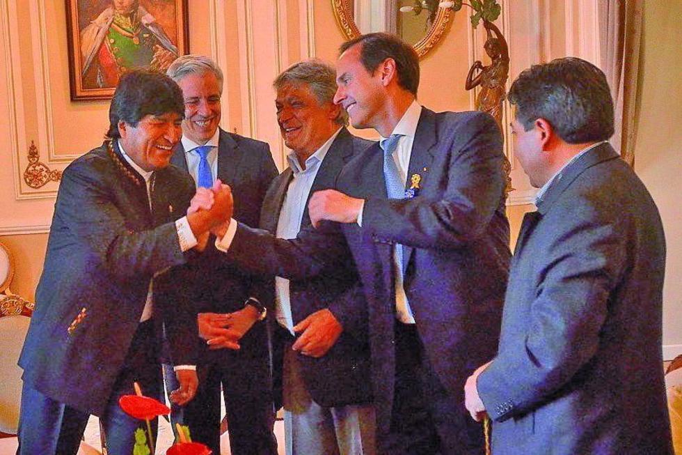 Evo Morales y Jorge Quiroga se enfrascan en insultos y sindicaciones