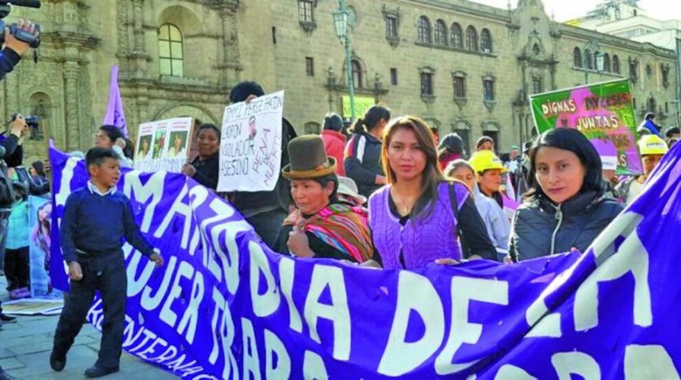 El perfil de la mujer mejora pero la violencia sigue en aumento